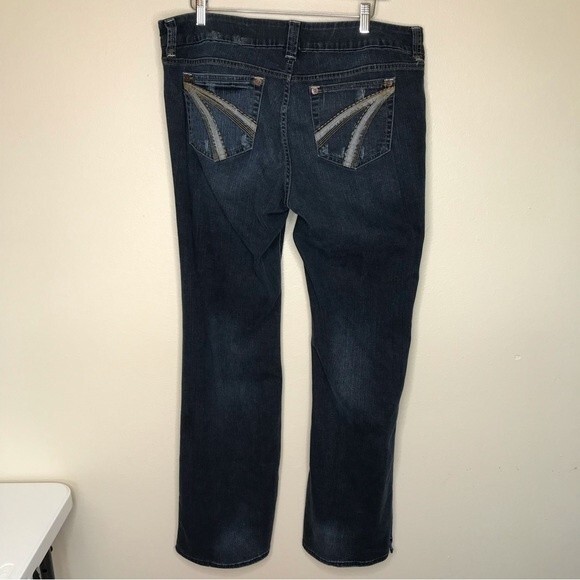 Torrid Denim Jeans Straight Leg Boot Cut Distressed Dark Wash Womens Size 16 - Picture 5 of 12